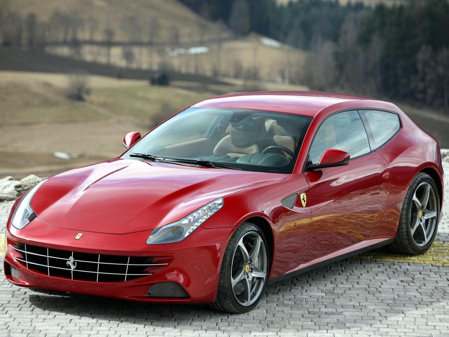  Ferrari FF 2011 года  (фото 184 из 195)